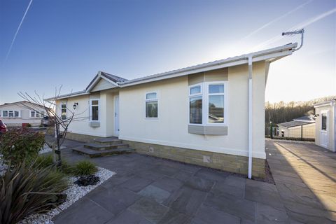 Maple Crescent, Red Deer Village Residential Park, Stepps, Glasgow G33