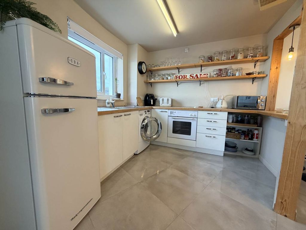 Additional image 6 of 1 bed flat to rentLlys Y Brenin, Terrace Road, Aberystwyth SY23