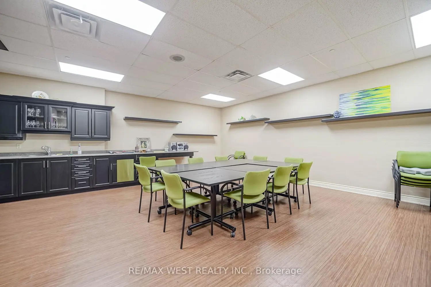 Additional image 10 of 1300 Bloor Street 1709