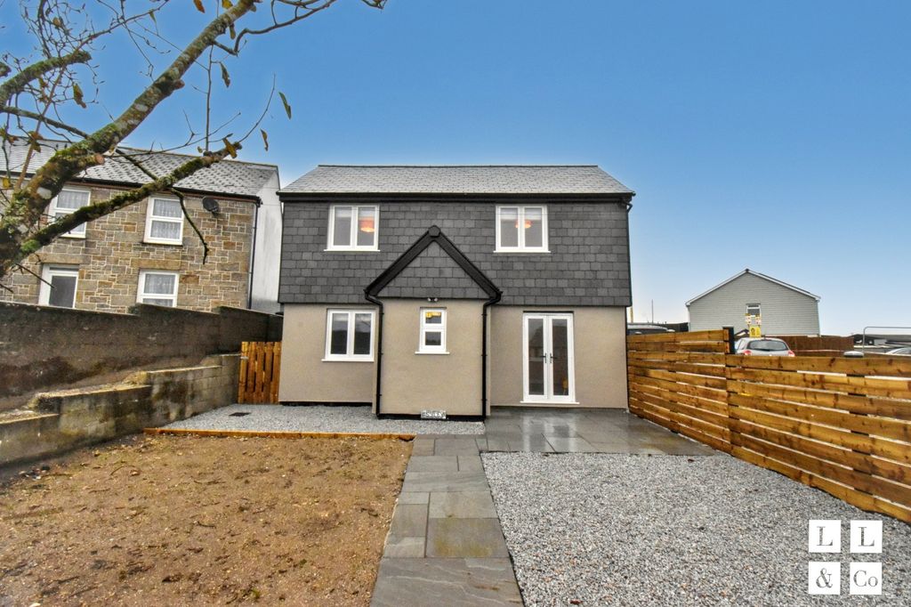 Additional image 2 of 6 bed detached house to rentLongdowns, Penryn TR10