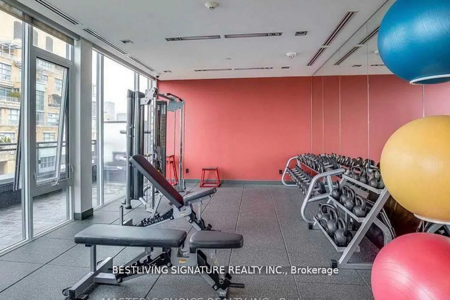 Additional image 15 of 435 Richmond Street 1409