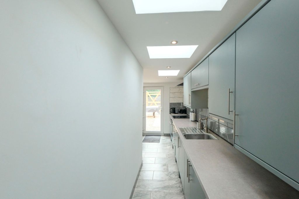 Additional image 28 of 5 bed semi-detached house to rentDouglas Road, Horfield, Bristol BS7