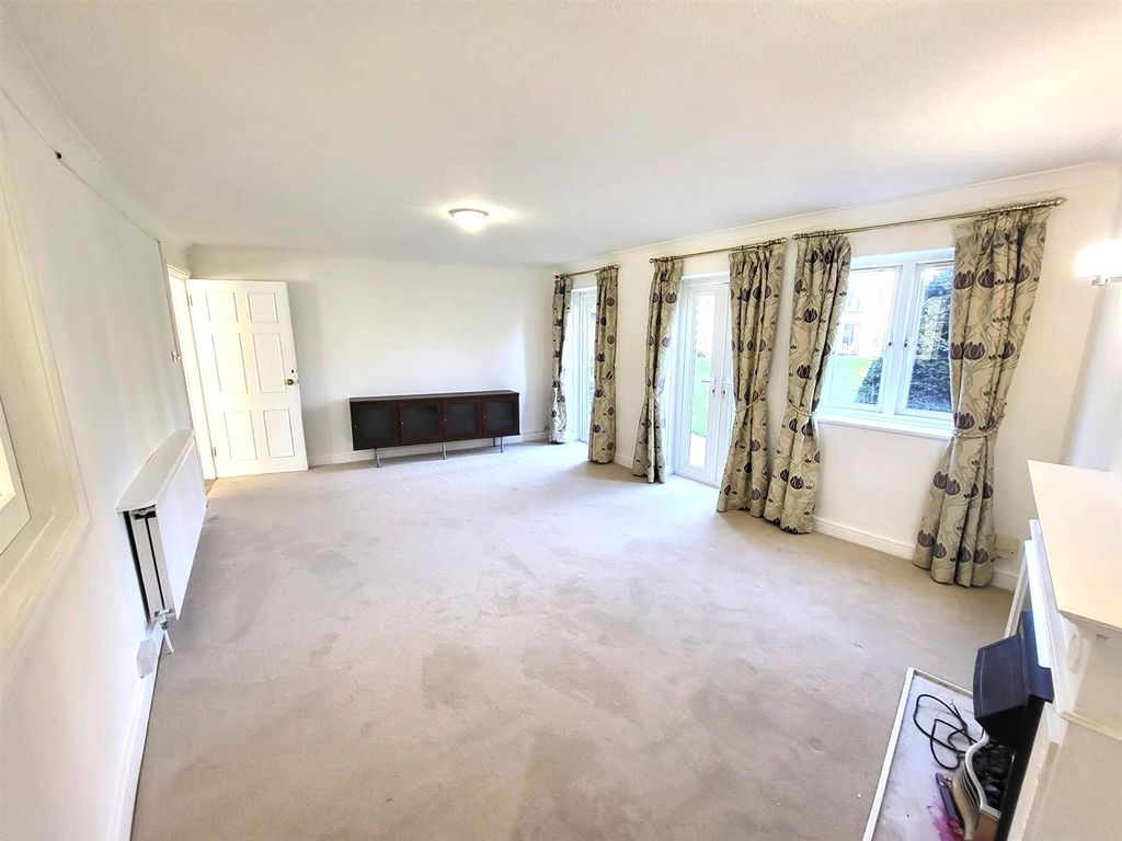 Additional image 7 of 3 bed flat to rentDuckmill Crescent, Bedford MK42