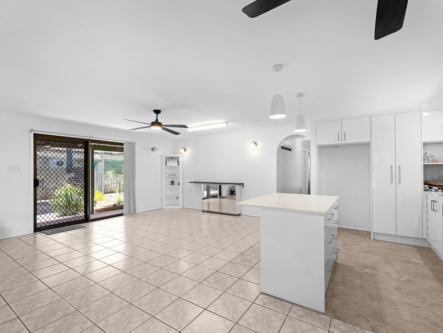 Additional image 6 of 5 Sandalan Way, Urangan QLD 4655