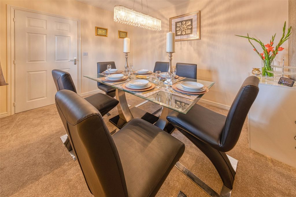 Additional image 3 of 5 bed detached house to rentMonastery Close, Lawley Village, Telford, Shropshire TF4