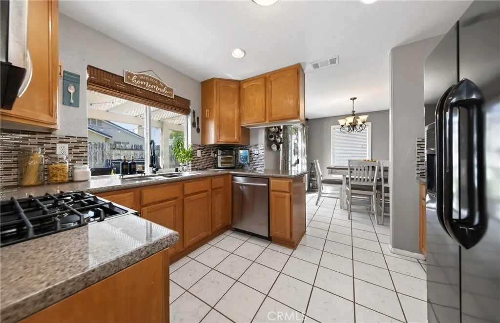 Additional image 46 of 12896 Emerald Bay Court, Yucaipa, CA 92399