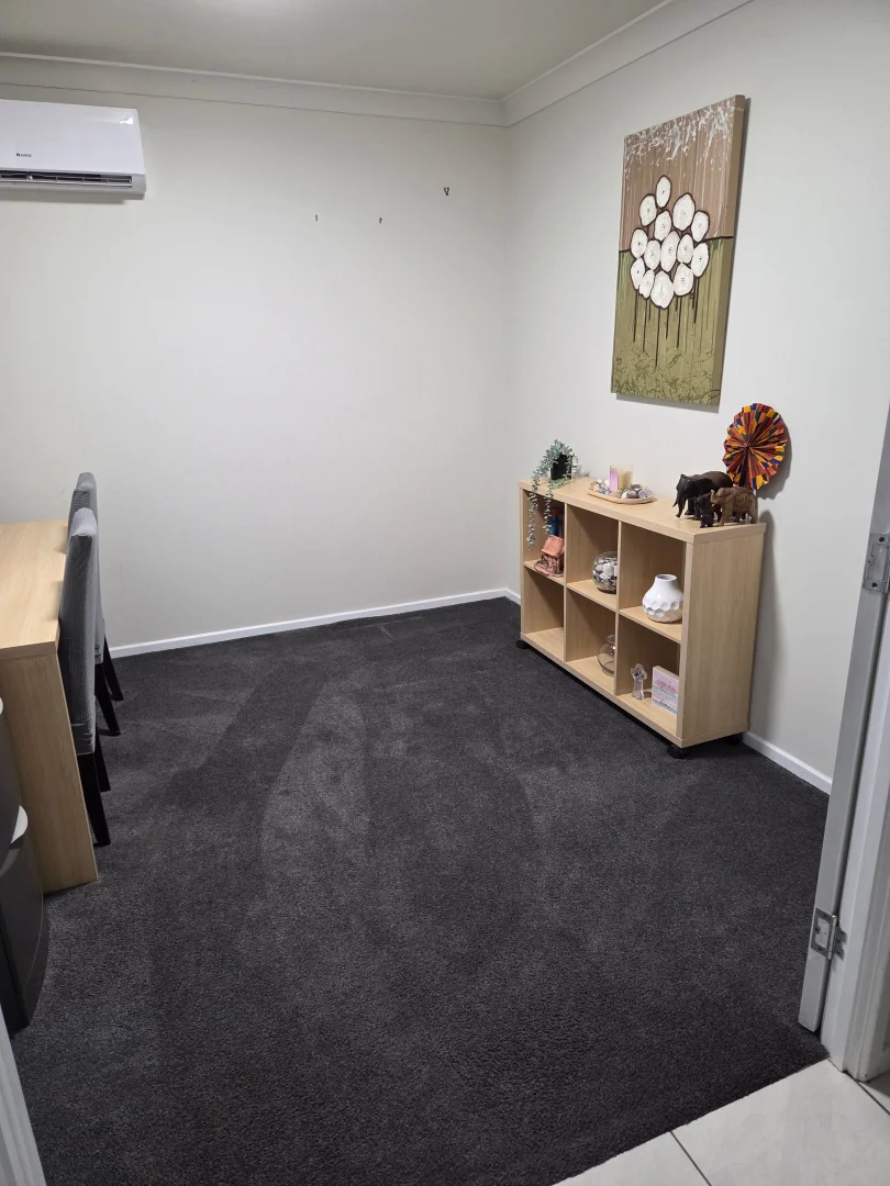 Additional image 16 of 28 Mayfair Drive, Emerald QLD 4720