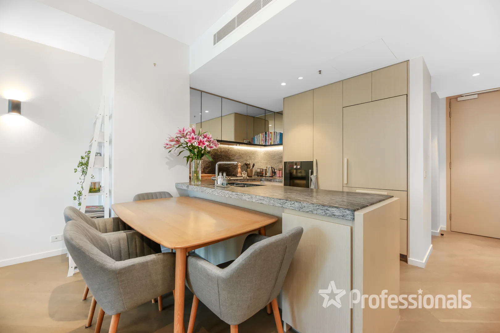 Additional image 4 of 614/499 St Kilda Road, Melbourne VIC 3004