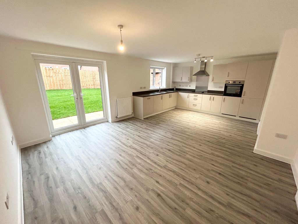 Additional image 11 of 4 bed detached house to rentJohn Barrow Close, Priorslee, Telford TF2