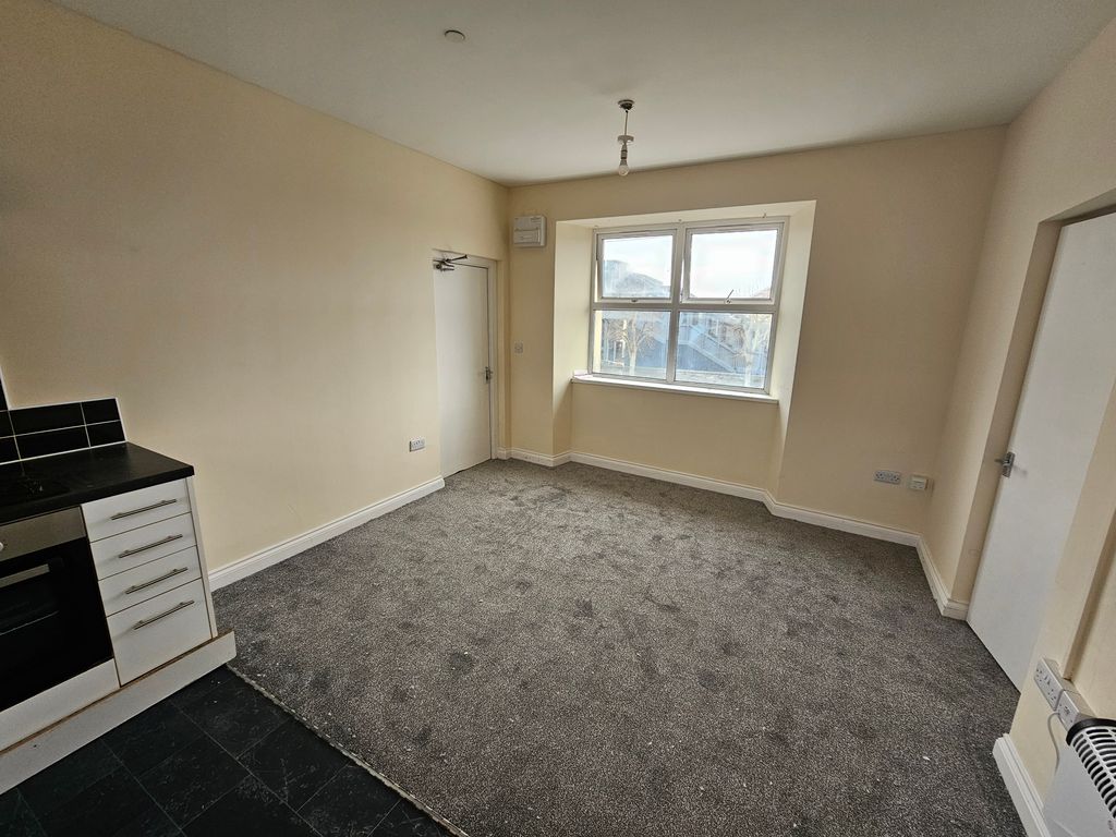 Additional image 2 of 1 bed flat to rentGreat Western Crescent, Llanelli SA15