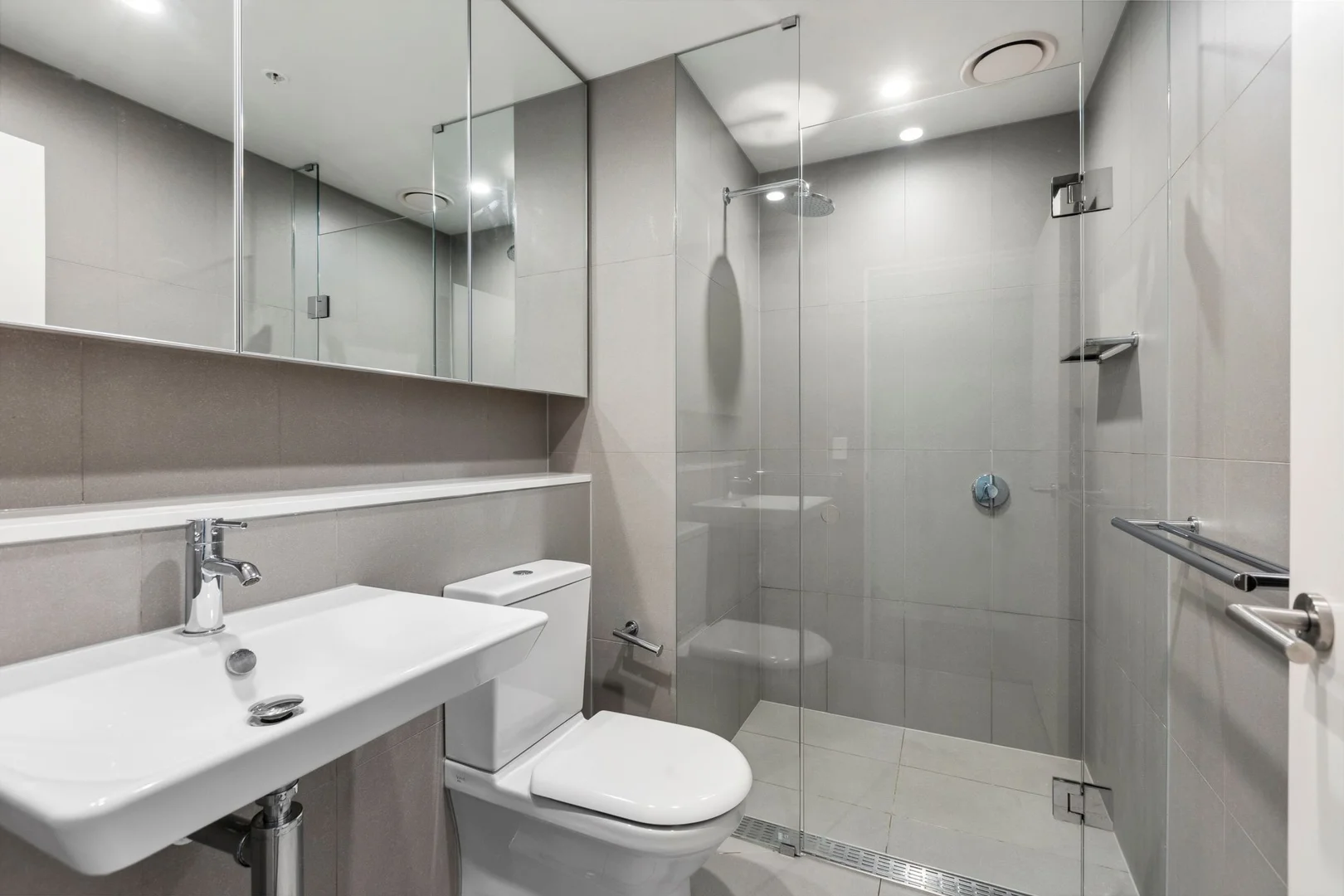 Additional image 5 of 1510E/888 Collins Street, Docklands VIC 3008