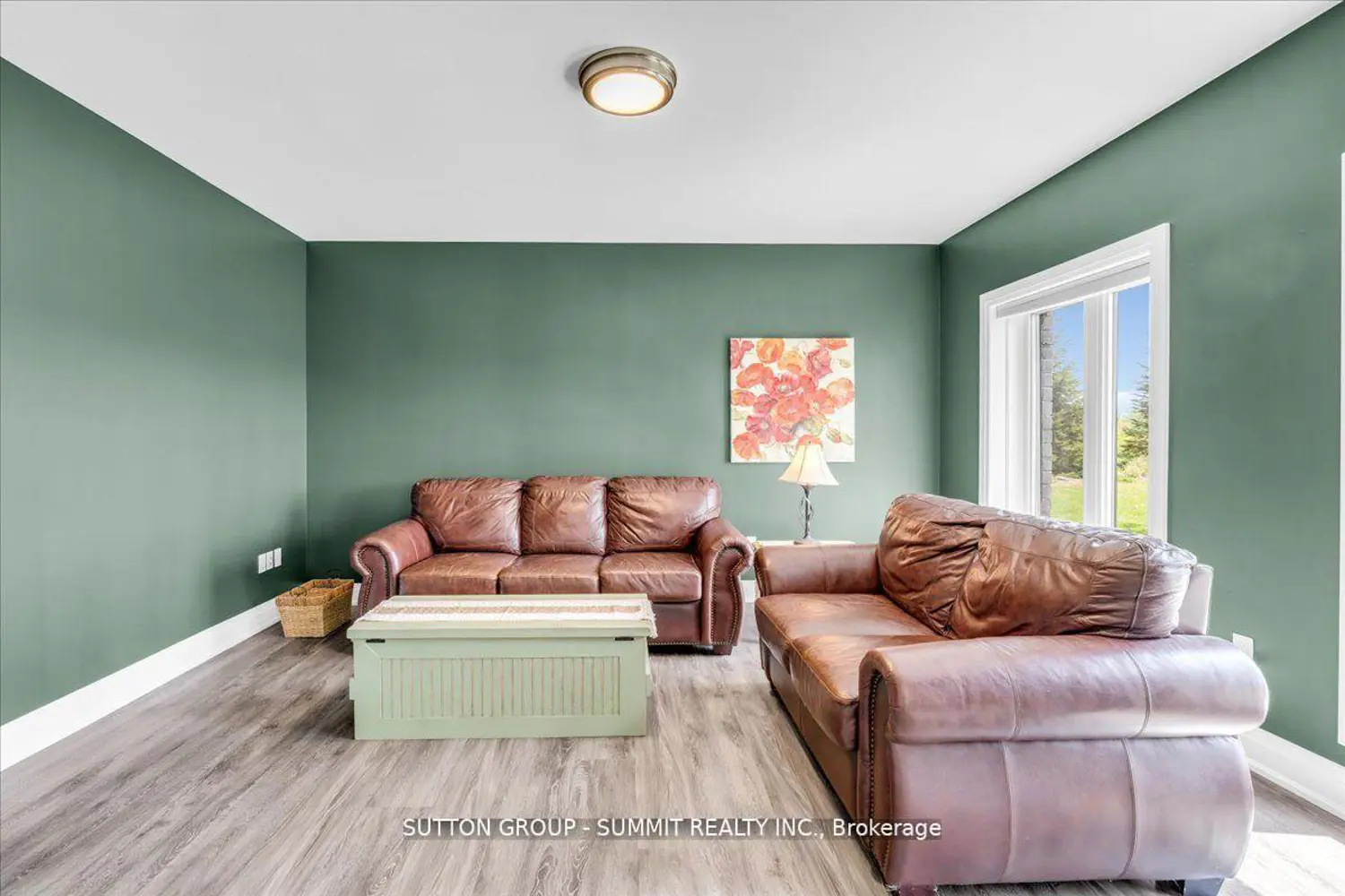 Additional image 8 of 3 Best Court