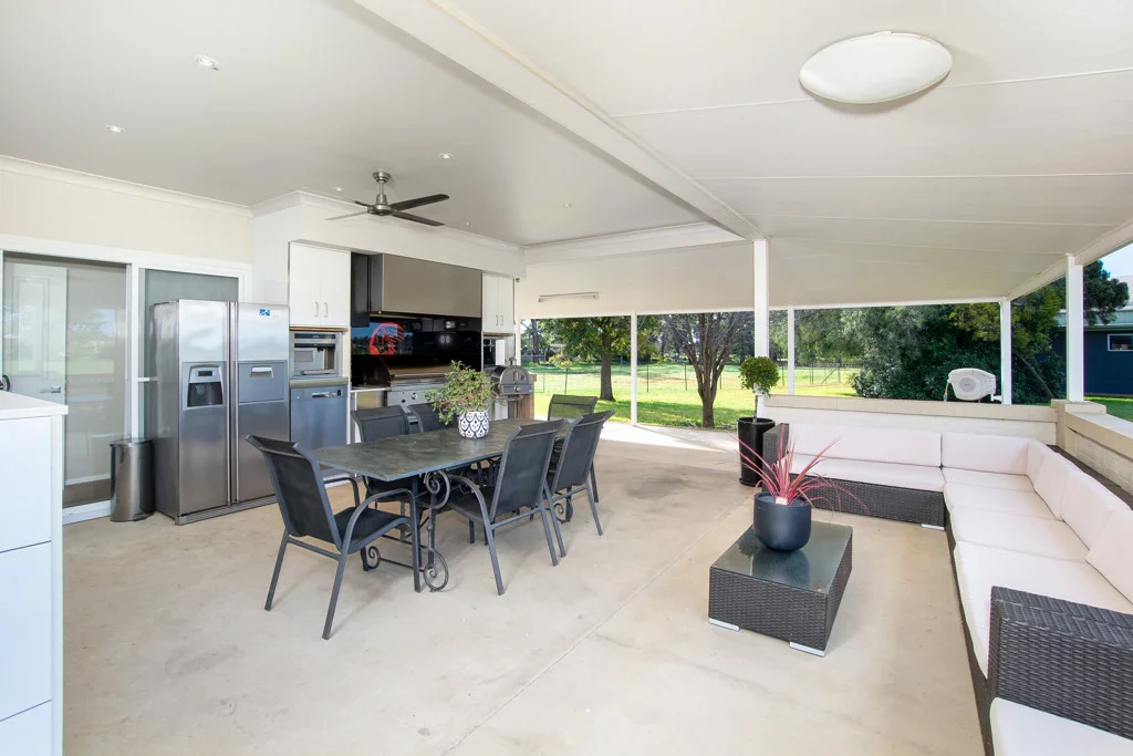 Additional image 7 of 92 Goldfields Way, Temora NSW 2666