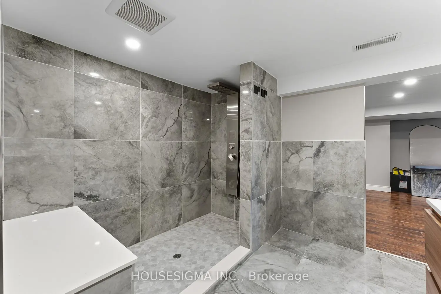 Additional image 16 of 182 Federal Street