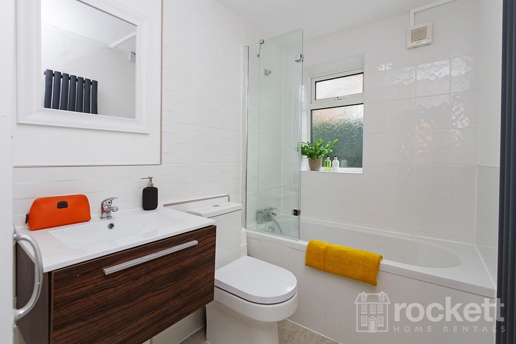 Additional image 14 of 2 bed flat to rentCastle View Estate, Derrington, Stafford ST18