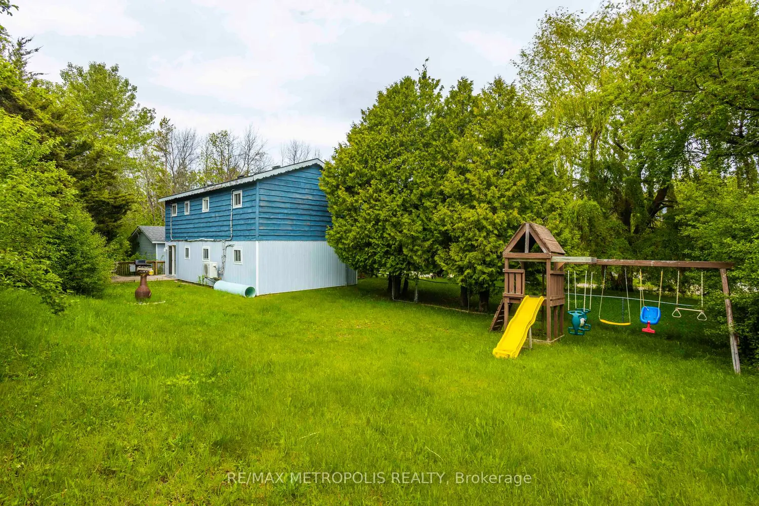 Additional image 19 of 56 Georgian Manor Drive