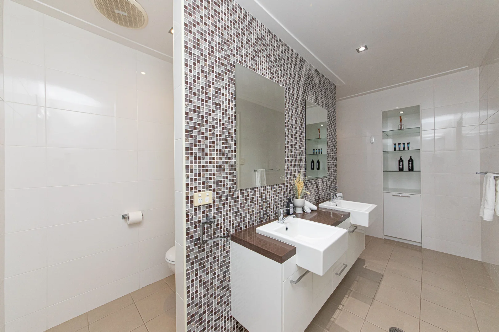 Additional image 14 of 13 Southlakes Parade, Dubbo NSW 2830