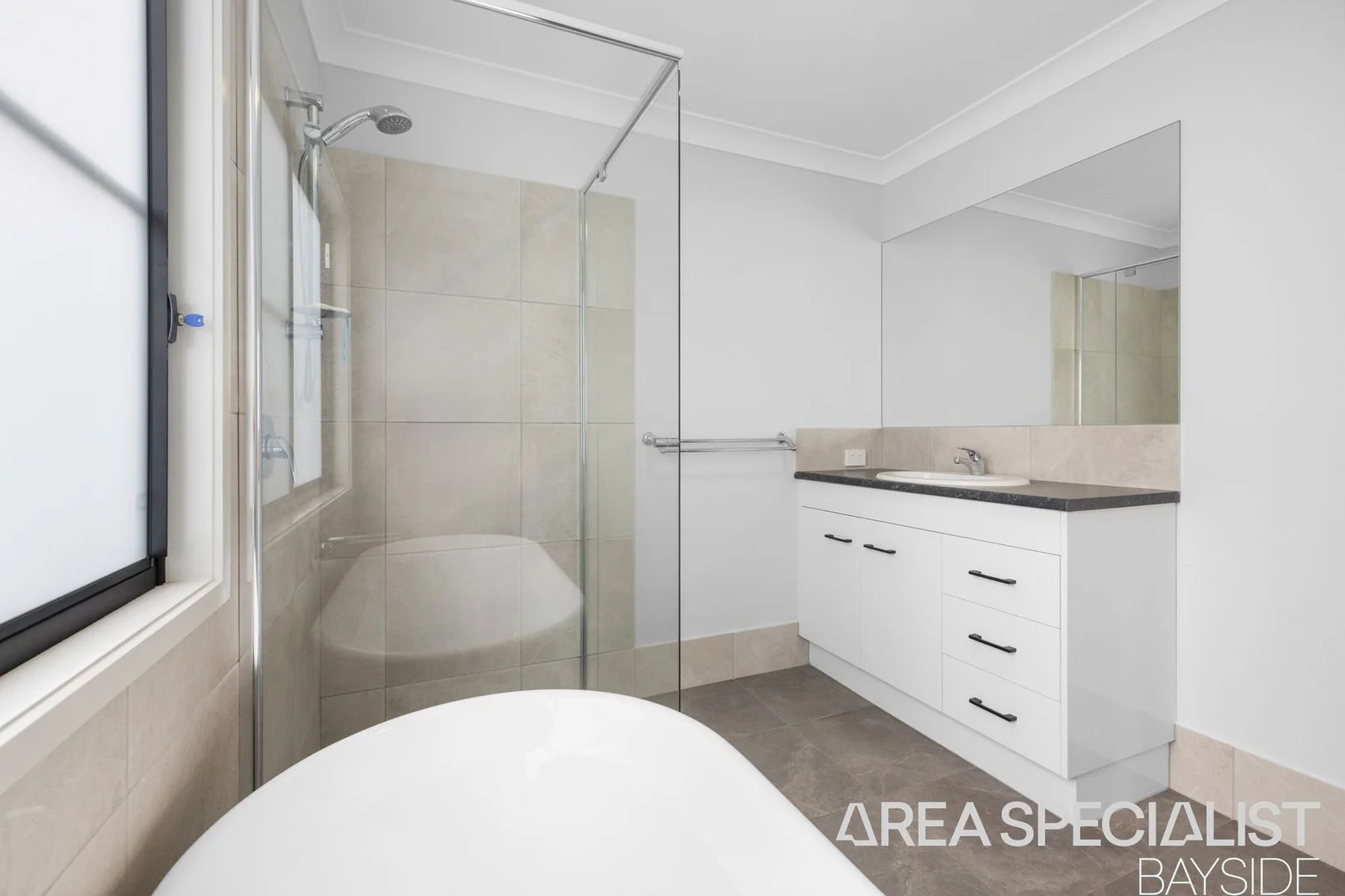 Additional image 20 of 3 Conran Street, Macleay Island QLD 4184