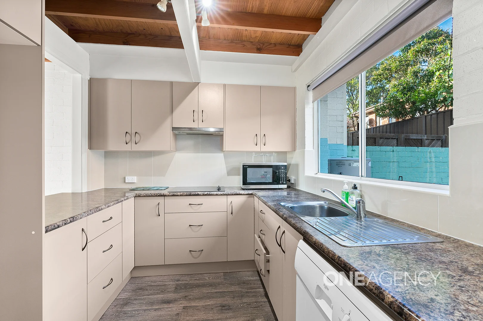 Additional image 4 of 4/211 Elizabeth Drive, Vincentia NSW 2540