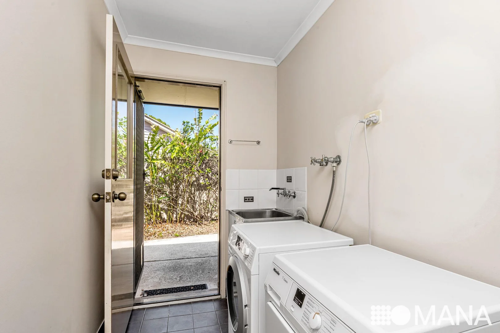 Additional image 29 of 1/21A Balemo Drive, Ocean Shores NSW 2483