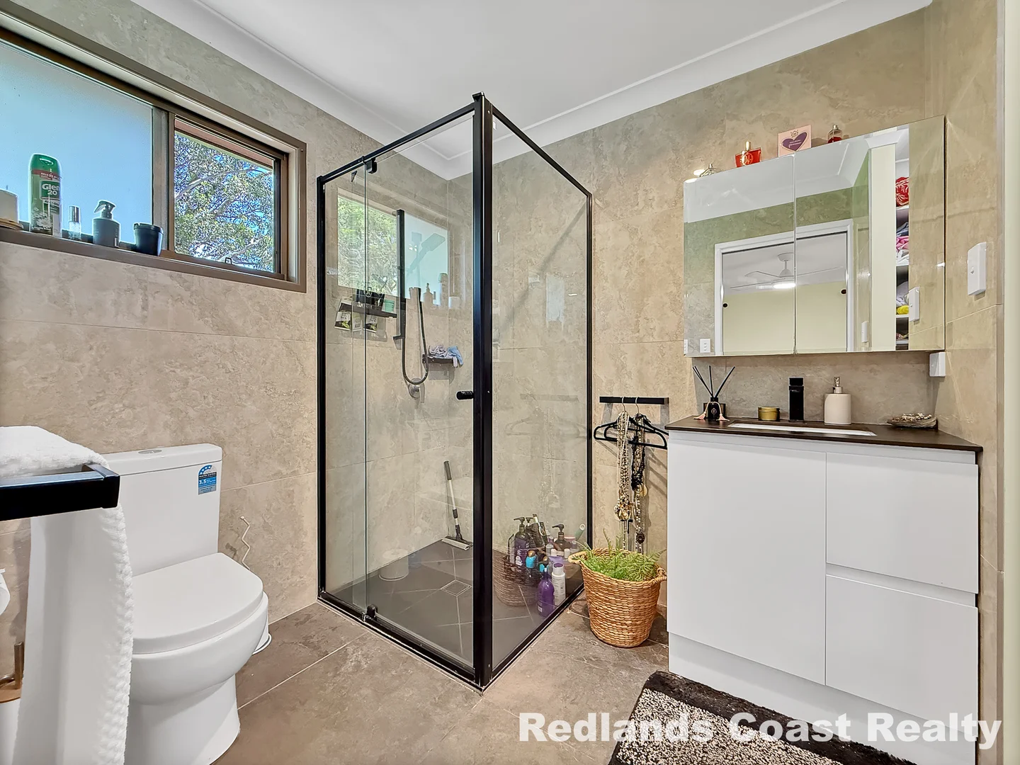 Additional image 15 of 27 Lucas Dr, Lamb Island QLD 4184