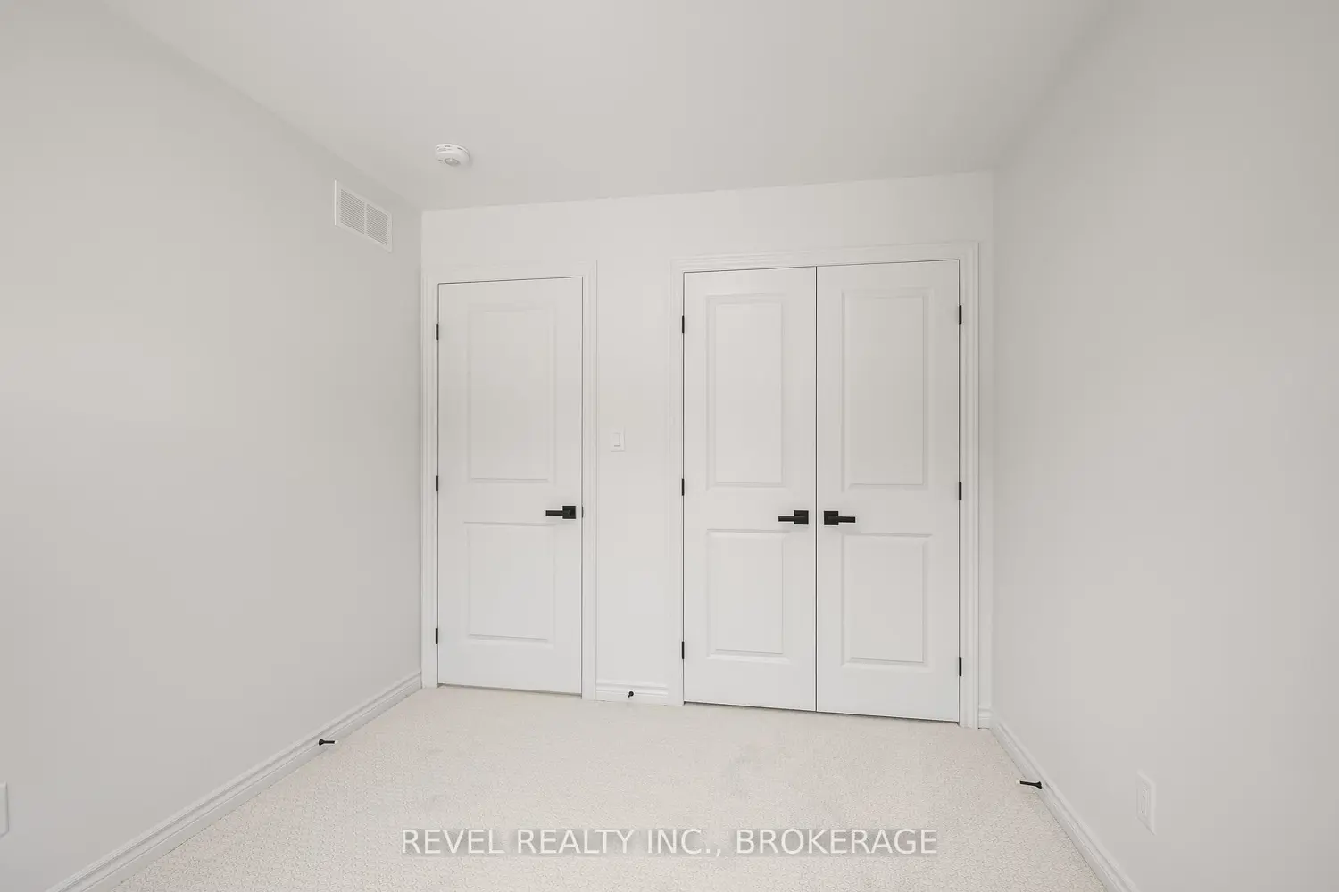 Additional image 17 of 332 Dockside Drive