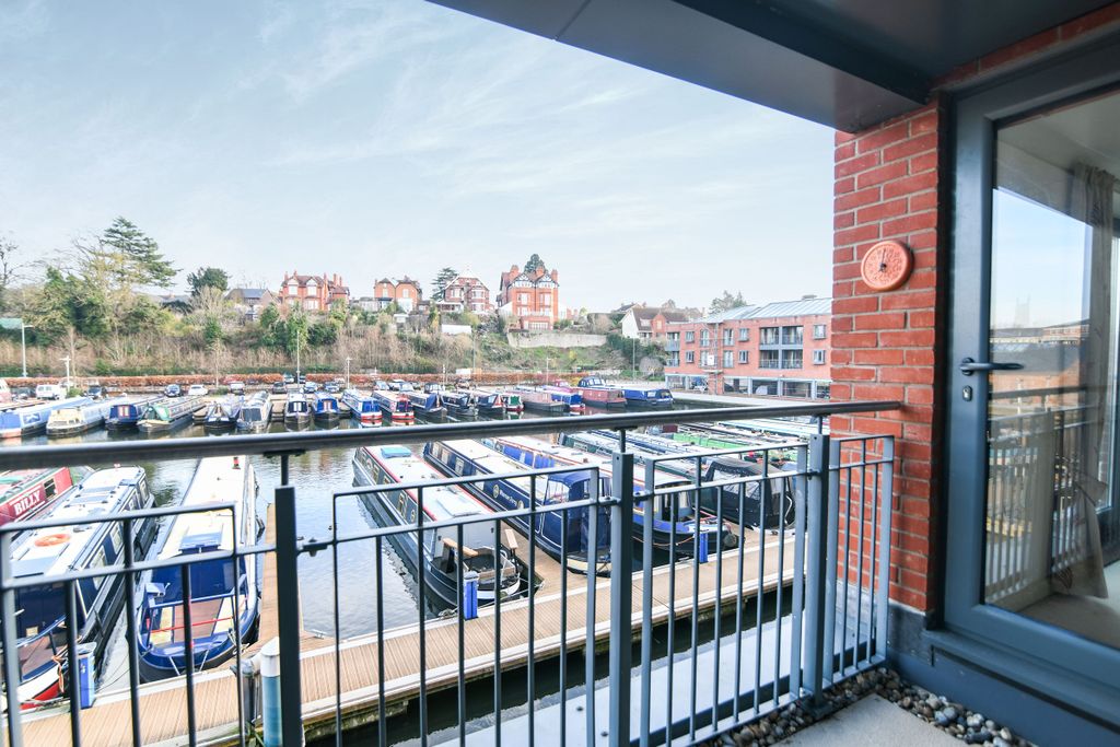 Additional image 4 of 2 bed flat to rentMedina House, Worcester WR5