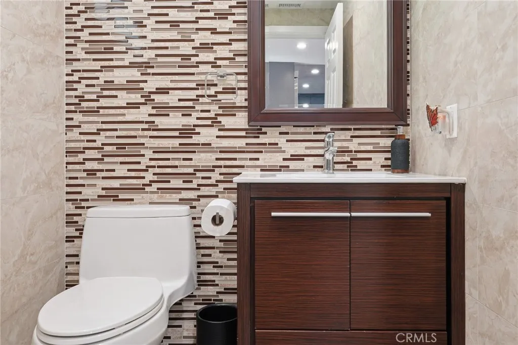 Additional image 19 of 15735 Nordhoff Street Unit 11, North Hills, CA 91343