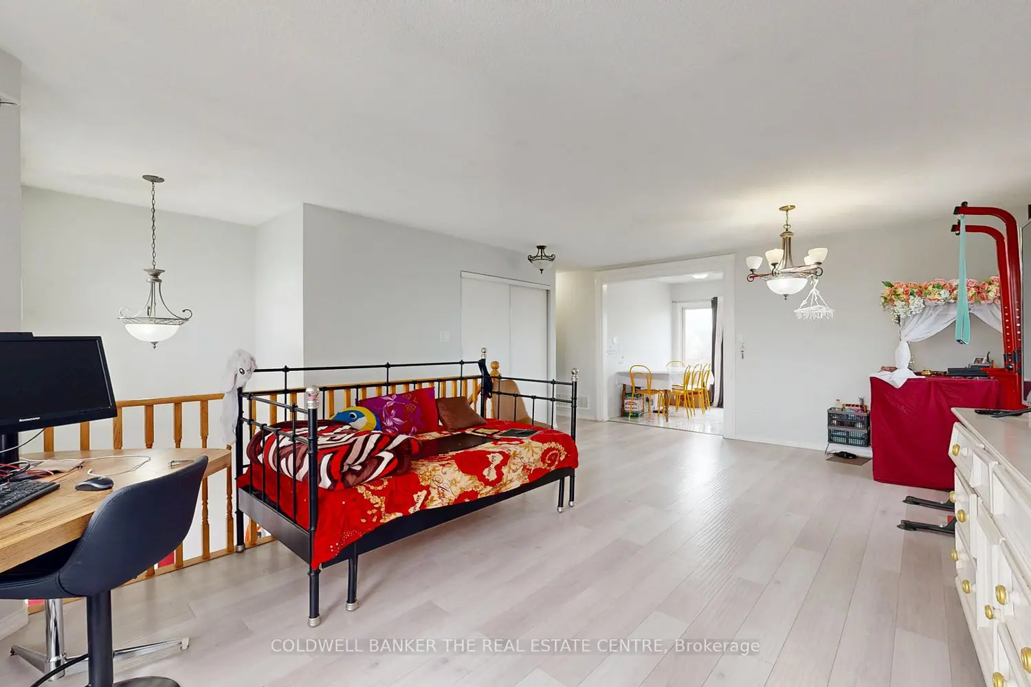 Additional image 3 of 62 Ambler Byway