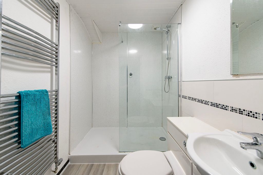 Additional image 8 of 3 bed flat to rentBruce St, Stirling FK8