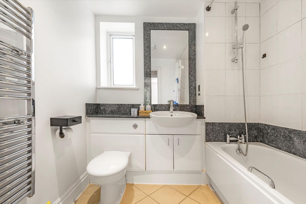 Additional image 8 of 3 bed flat to rentStrand Drive, Richmond TW9