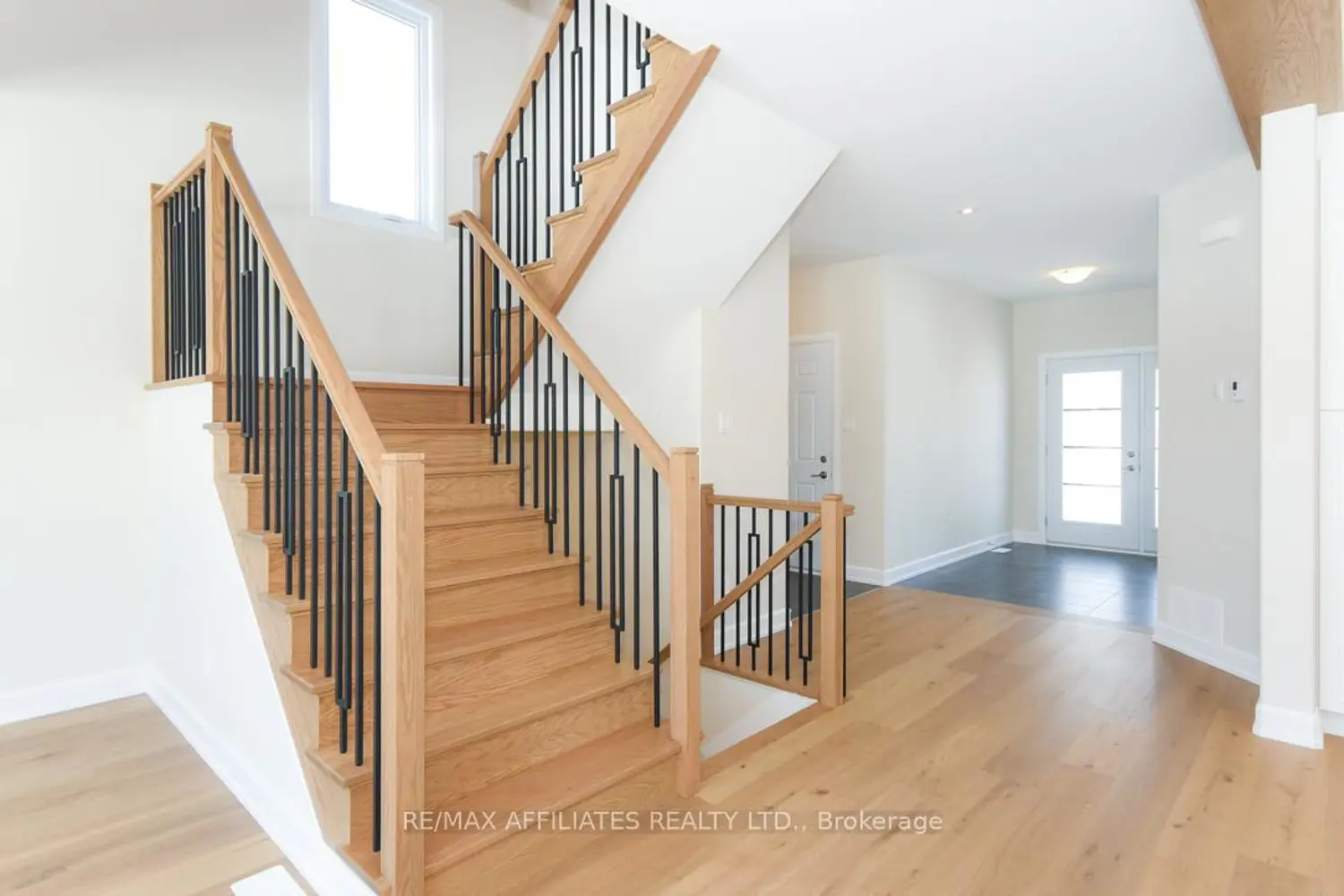 Additional image 8 of 1060 Chablis Crescent