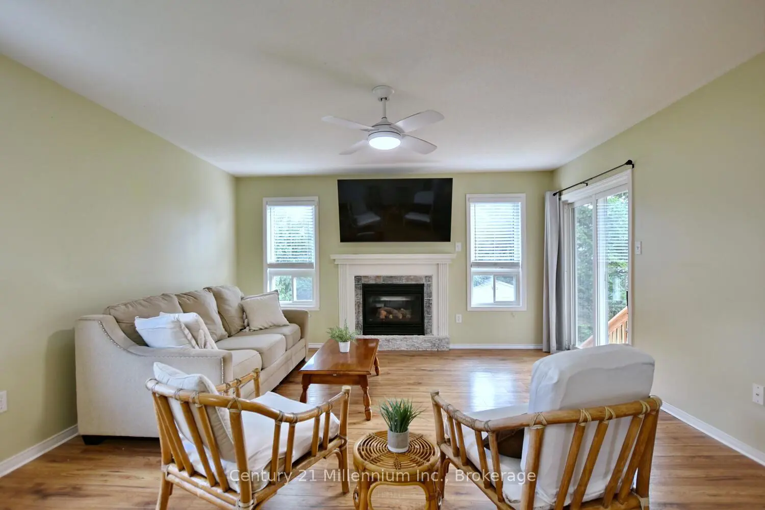 35 Northwood Drive photo 5
