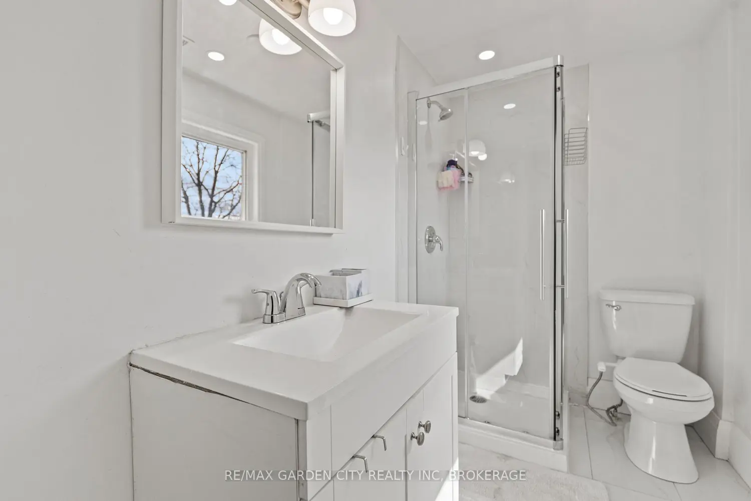 Additional image 19 of 997 Niagara Stone Road