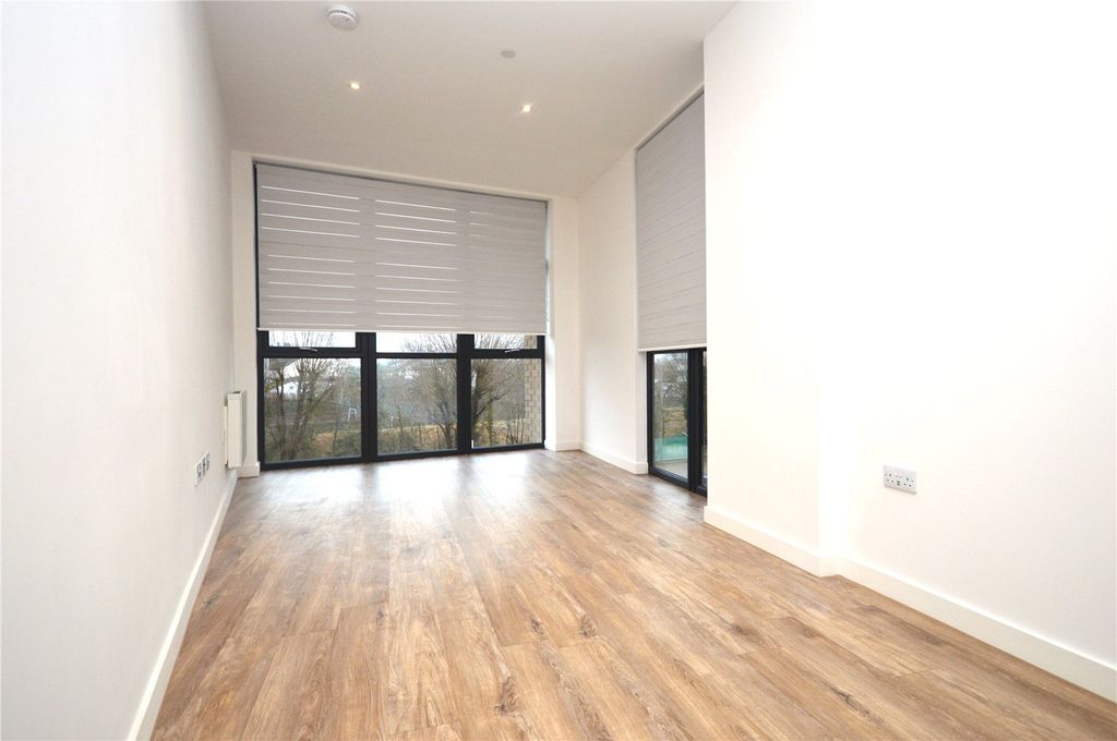 Additional image 2 of 2 bed flat to rentNorth Star House, North Star Avenue, Swindon, Wiltshire SN2