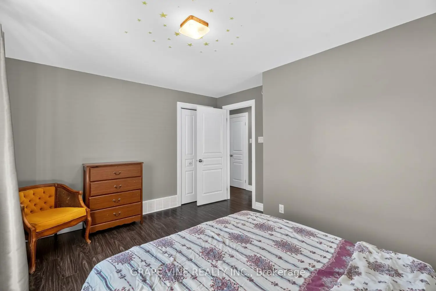 Additional image 16 of 18 Calco Crescent