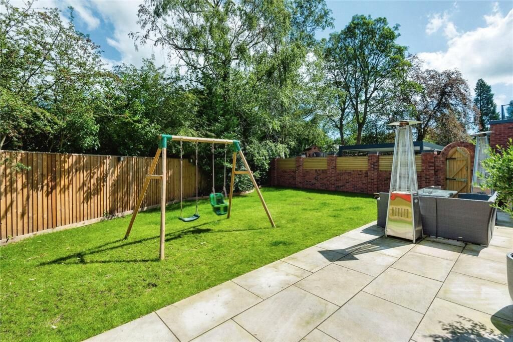 Additional image 12 of 4 bed detached house to rentRosegarth Place, Wilmslow SK9