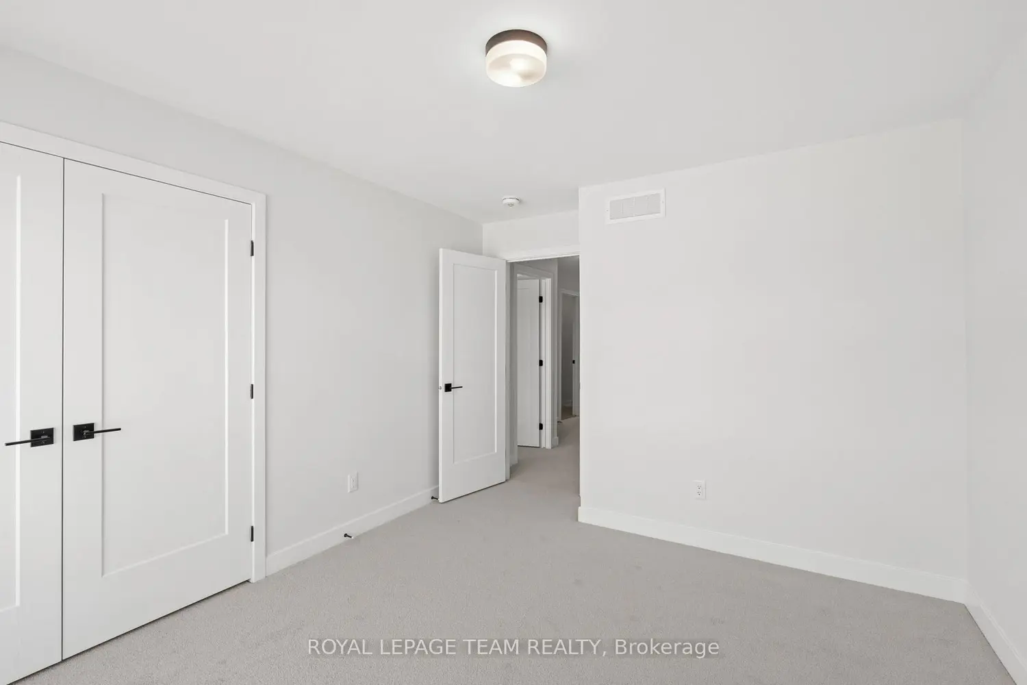 Additional image 16 of 1004 Moore Street