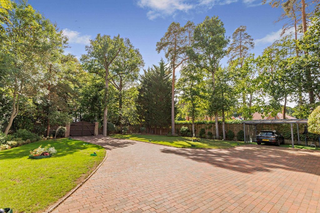 Additional image 23 of 7 bed detached house to rentWindsor Road, Ascot, Berkshire SL5