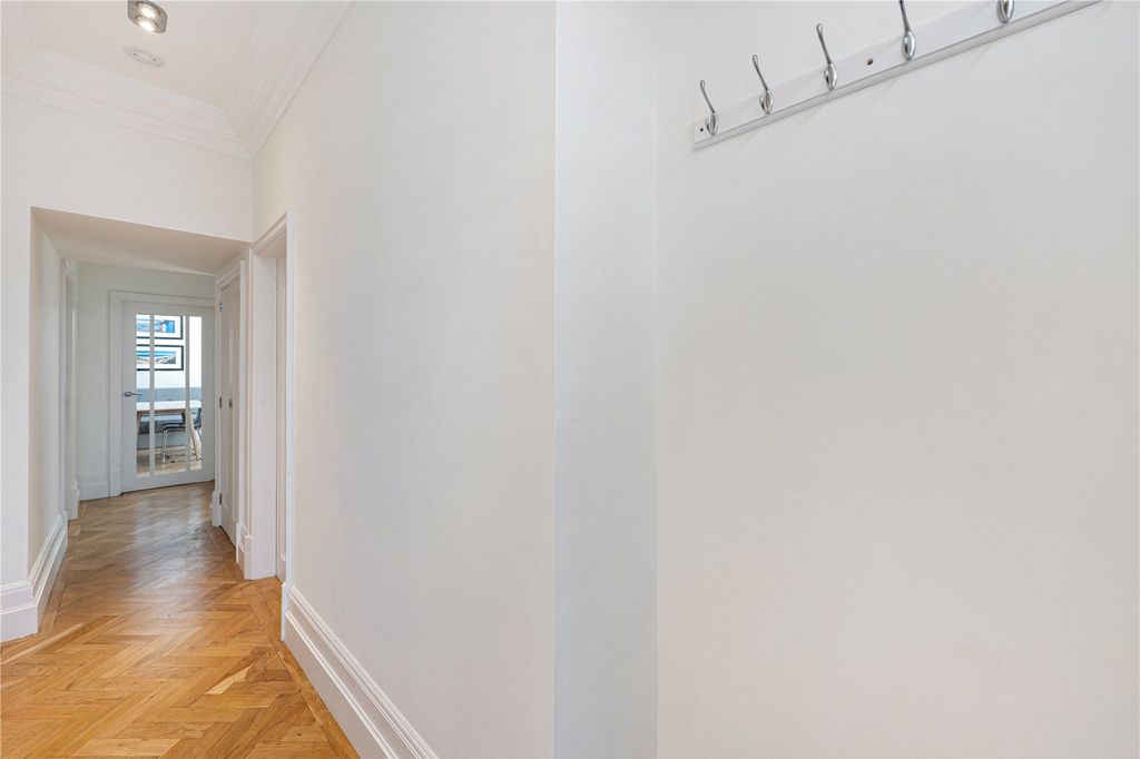 Additional image 3 of 2 bed flat to rentAdlington Road, Wilmslow, Cheshire SK9