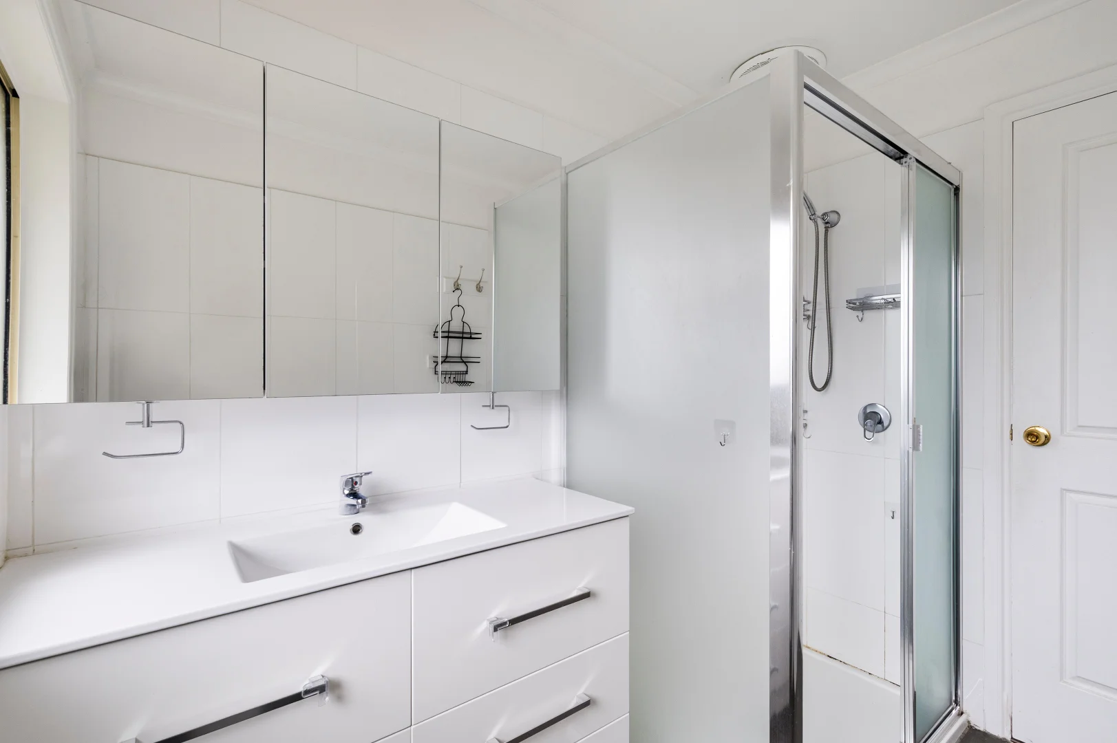 Additional image 4 of 4/160-162 Mcfees Road, Dandenong North VIC 3175