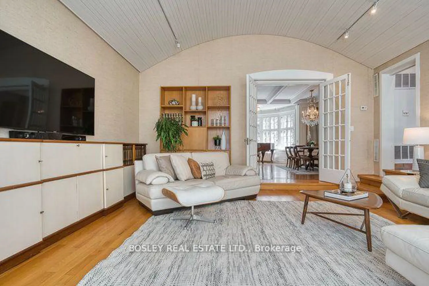 Additional image 7 of 40 Castle Frank Crescent