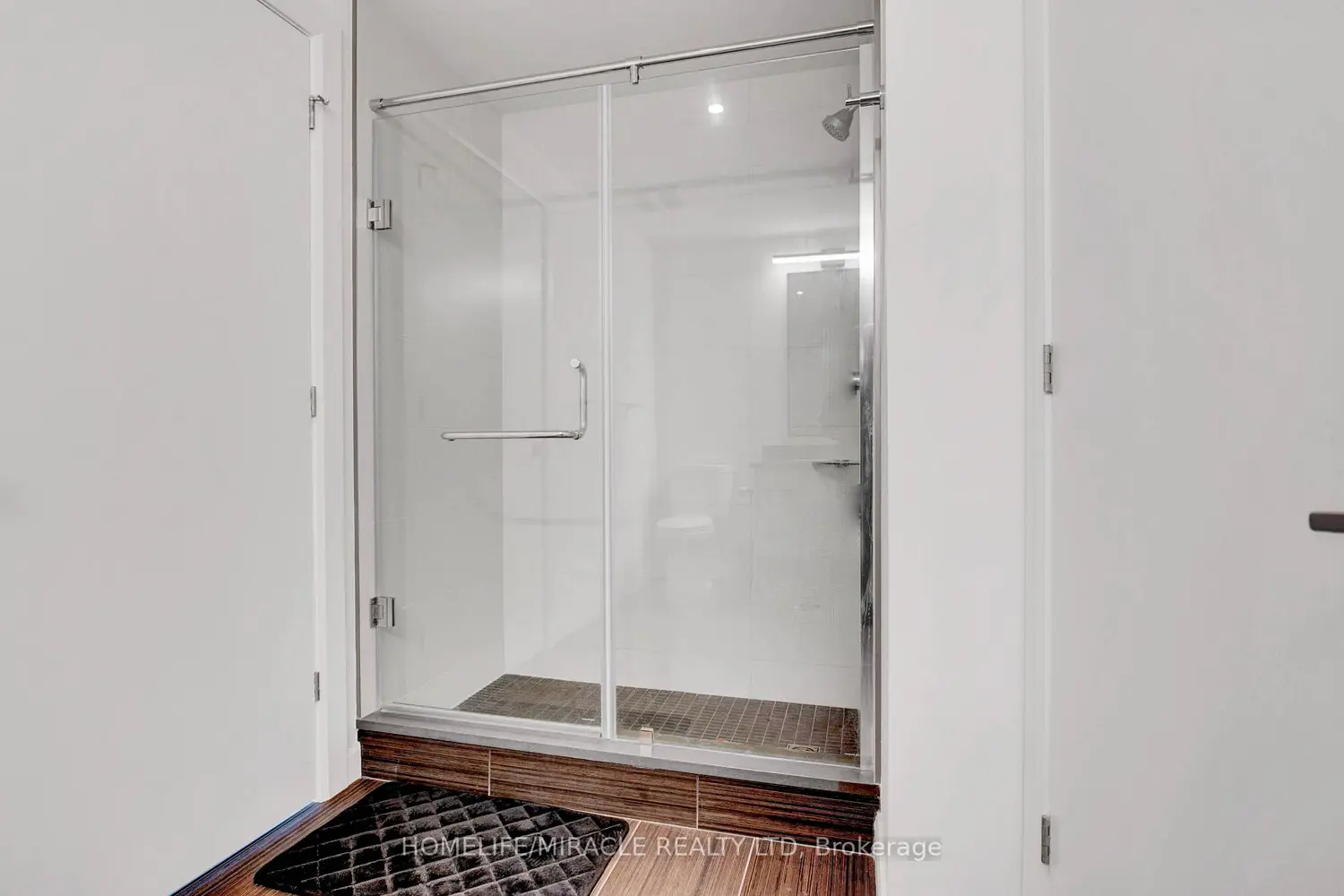 Additional image 11 of 741 King Street 401