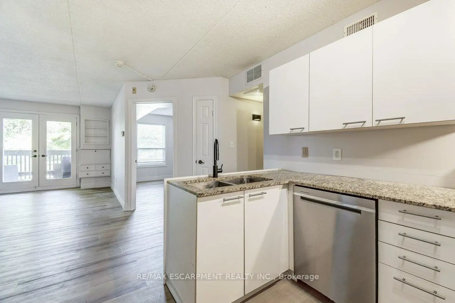 Additional image 8 of 2020 Cleaver Avenue 107