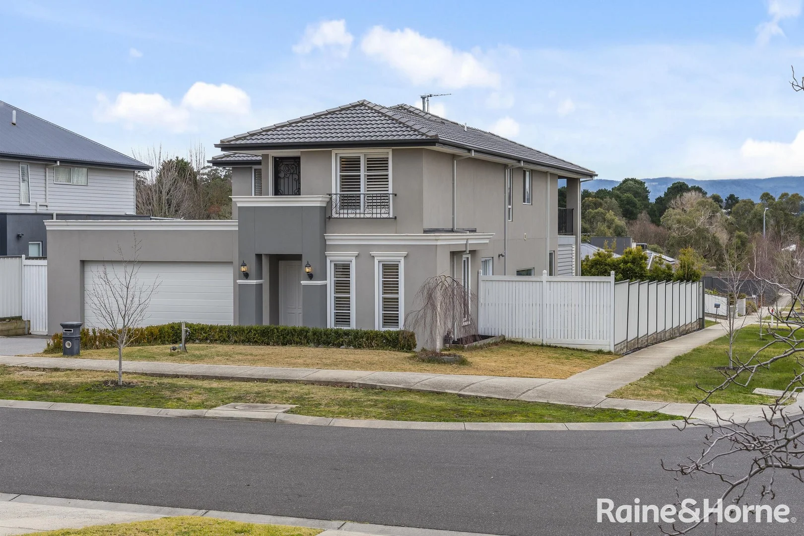 12 Manassa Drive, Gisborne VIC 3437