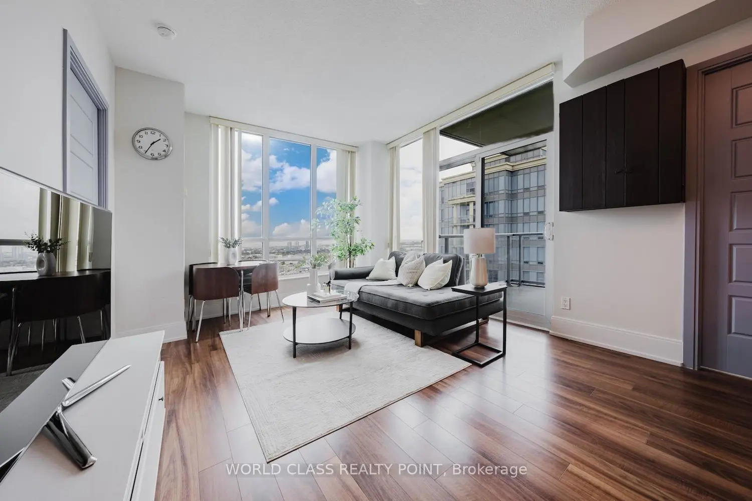 Additional image 5 of 15 Viking Lane 2502