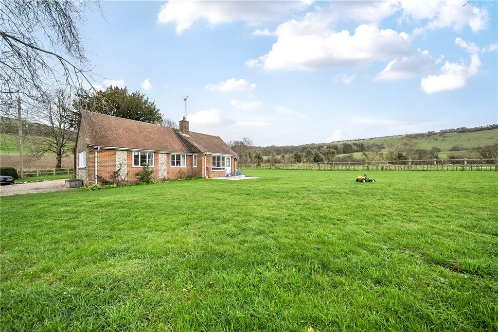 Additional image 16 of 3 bed bungalow to rentCombe, Hungerford, Berkshire RG17