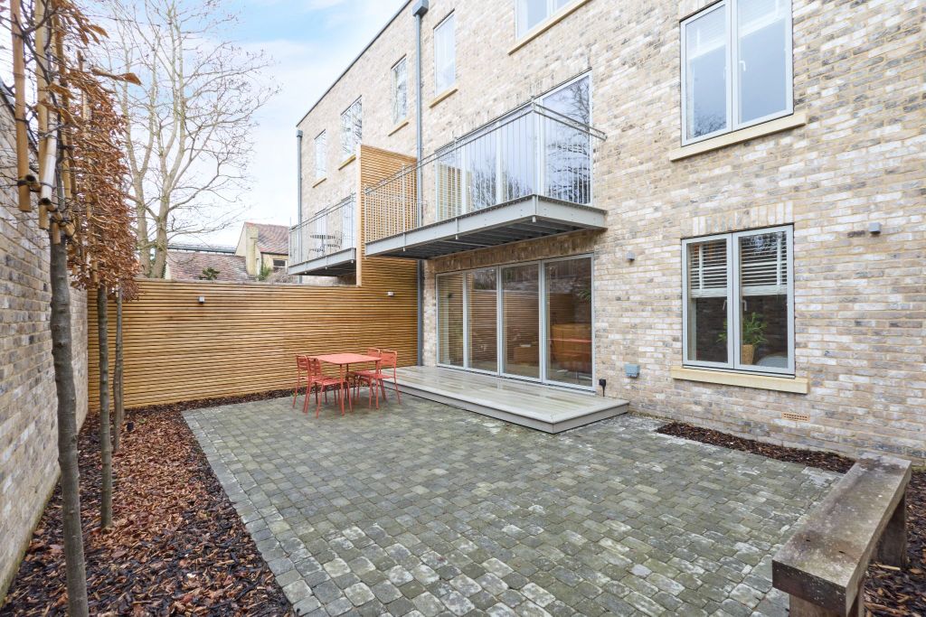 Additional image 26 of 2 bed flat to rentHills Road, Cambridge CB2