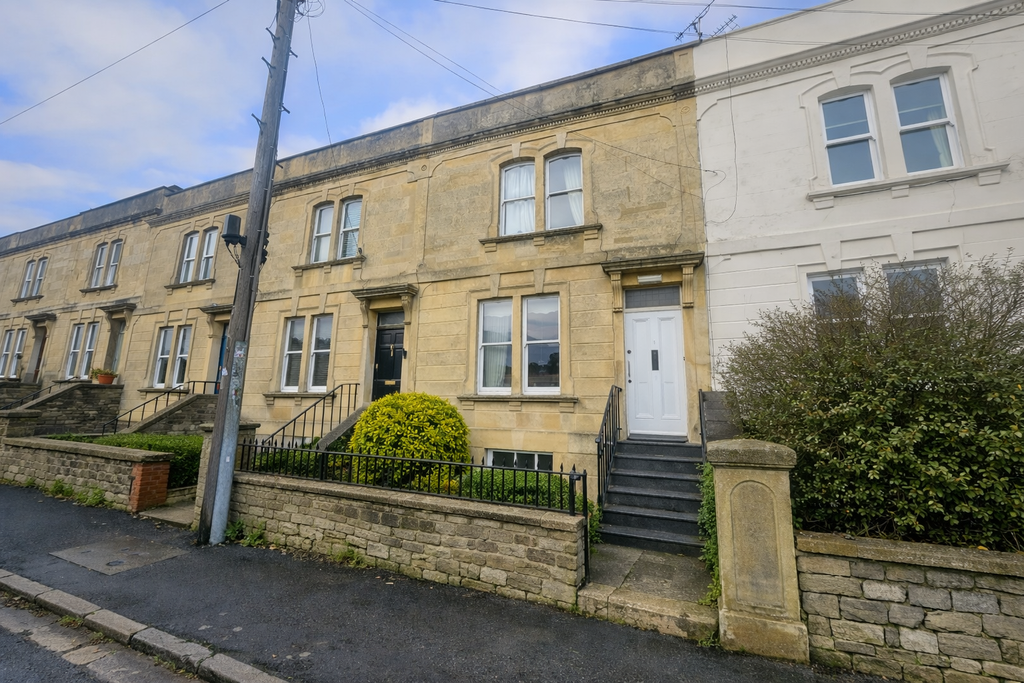 6 bed terraced house to rentStanley Road, Cotham, Bristol BS6
