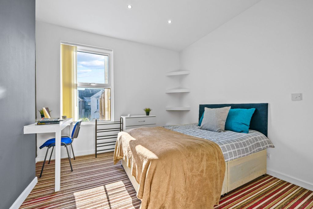 Additional image 13 of 7 bed shared accommodation to rentBernard Street, Swansea SA2